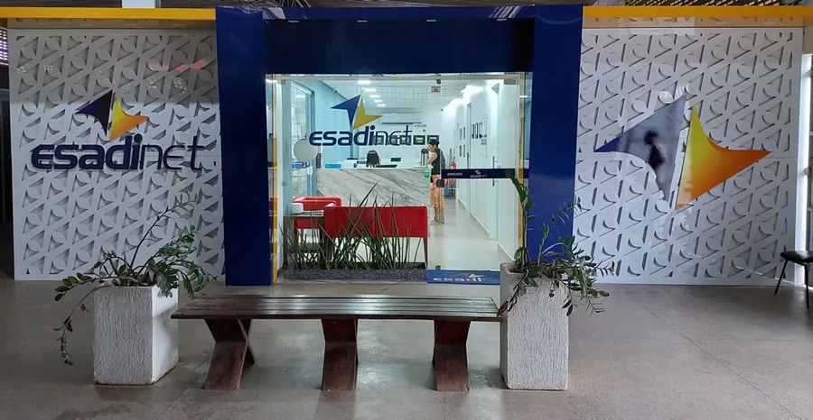 Fachada atual da Esadinet no Centro Comercial Heraldo Rocha